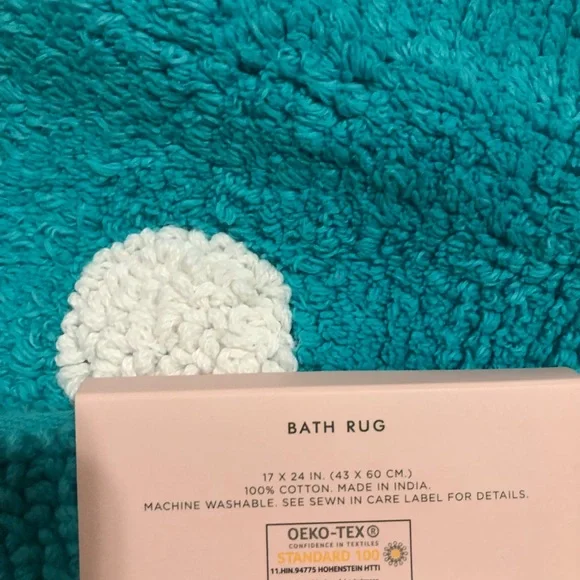 🛍🛍SOLD Kate spade ♠️ polka dot bath mats - Picture 3 of 4